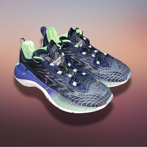 Reebok Zig Kinectica II Women’s Shoes Size 6.5